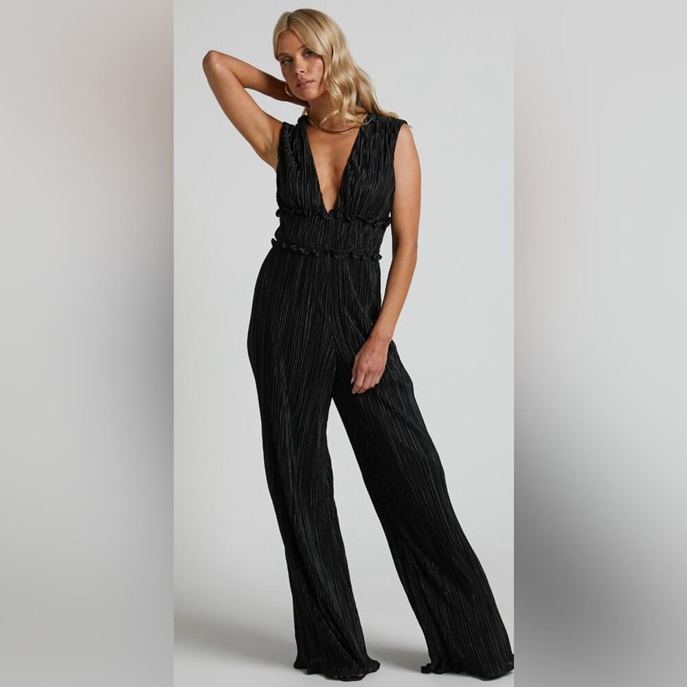 Showpo. | NEW Armida Plunge Neck Wide Leg Plisse Jumpsuit in Black 16